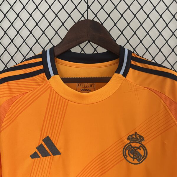 CAMISA REAL MADRID AWAY 2024 2025 TORCEDOR - Image 2