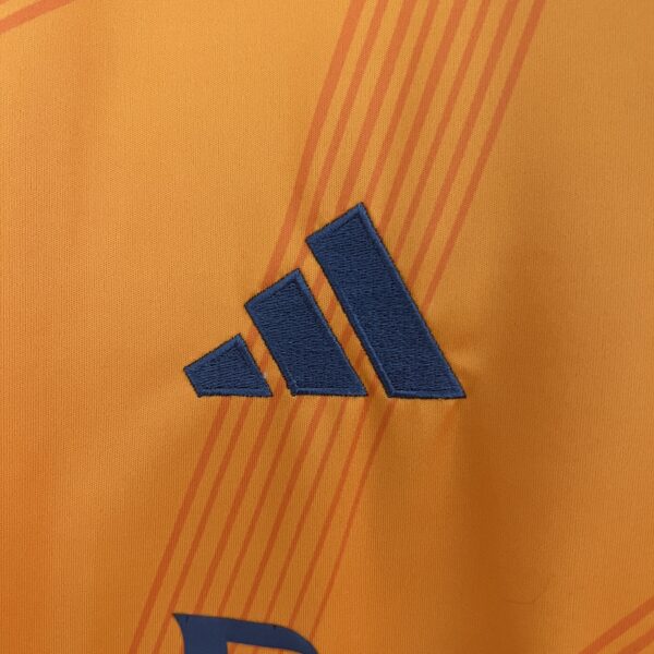 CAMISA REAL MADRID AWAY 2024 2025 TORCEDOR - Image 5
