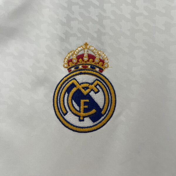 CAMISA REAL MADRID HOME 2024 2025 TORCEDOR - Image 5