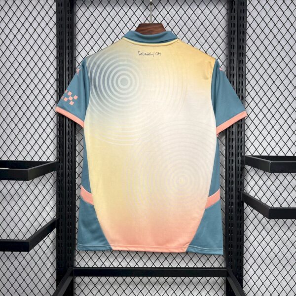 CAMISA MANCHESTER CITY AWAY 2024 TORCEDOR - Image 7