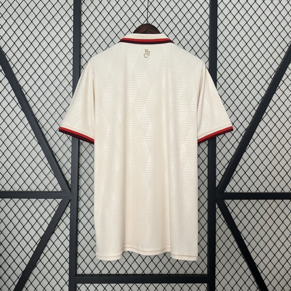 CAMISA BAYERN MUNIQUE AWAY 2024 2025TORCEDOR - Image 7