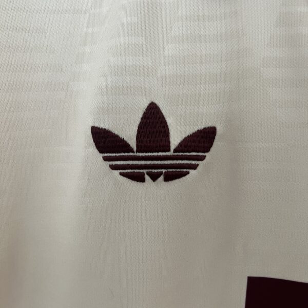 CAMISA BAYERN MUNIQUE AWAY 2024 2025TORCEDOR - Image 4