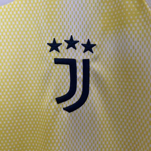 CAMISA JUVENTUS AWAY 2024 2024 TORCEDOR - Image 3