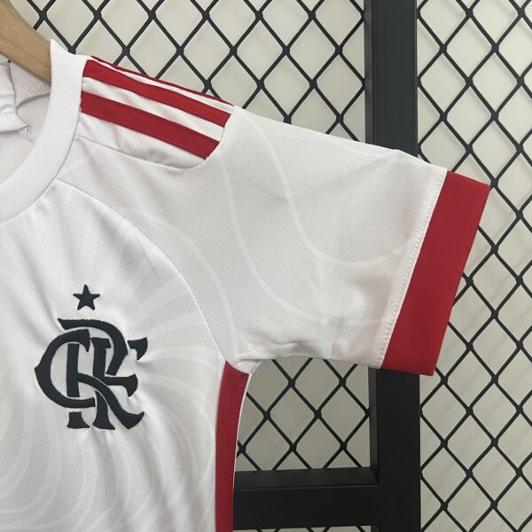 CONJUNTO FLAMENGO INFANTIL AWAY 2024 2025 - Image 5