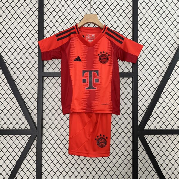 CONJUNTO BAYERN MUNIQUE INFANTIL HOME 2024 2025