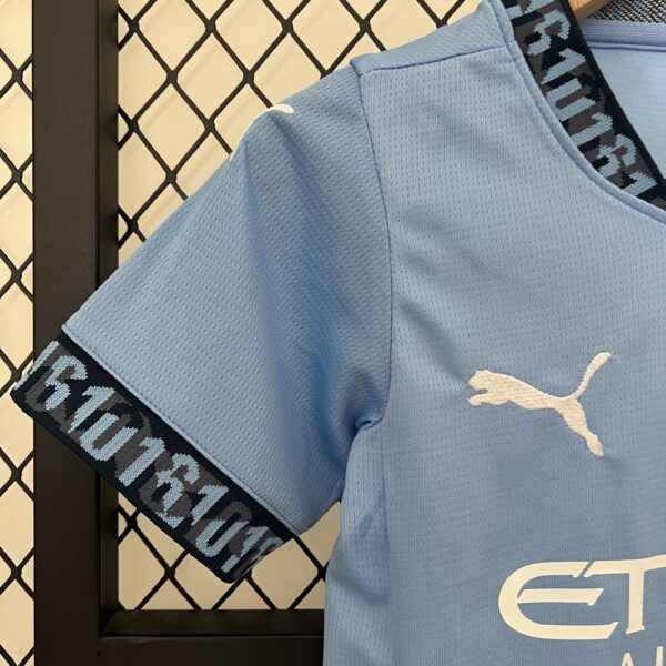 CONJUNTO MANCHESTER CITY INFANTIL HOME 2024 2025 - Image 5