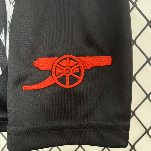 CONJUNTO ARSENAL INFANTIL AWAY 2024 2025 - Image 7