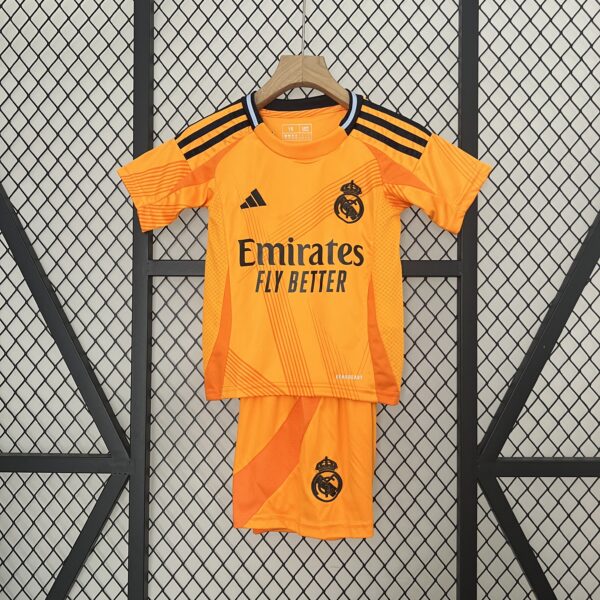 CONJUNTO REAL MADRID INFANTIL AWAY 2024 2025